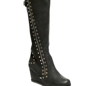 💓 Two Lips too studded boots white